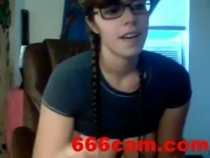 webcam chat - www.666cam.com - busty nerdy webcam girl masturbates free