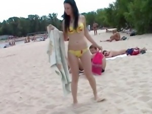 Beach beauties with sweet young tits