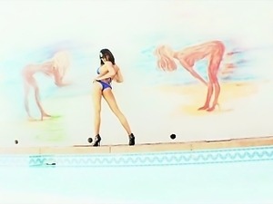 Chanel Preston shows off bikini body