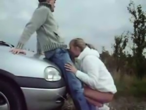 Skinny Teen GF Fucked Outdoor!
