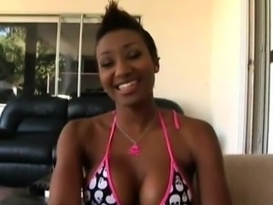Black stunners show off their bodies