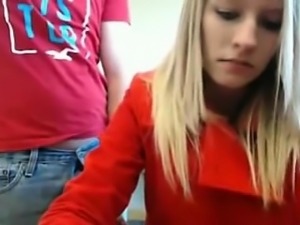 Adorable teenager reveals her pals her abilities that are b