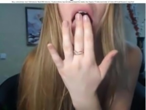 J355_J0l1e MFC Tits and some finger licking