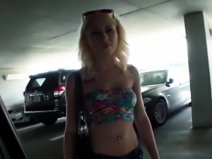 Tonguepieced hitchhiking babe facialized