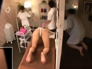 Asian Amateur Is Fucked In The Ass