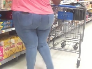 Phat Wide Ass BBW in jeans 1