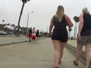 BLONDE BBW PAWG WITH THICK THIGHS PT1