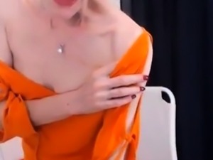 amazing skinny gilf fucks her dildo