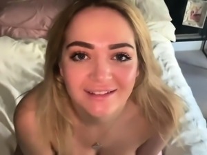 Stacked teen wanting to be filled with every inch of cock