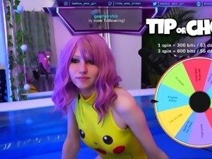 Great Amateur Video Of Webcam teen taking dildo in ass