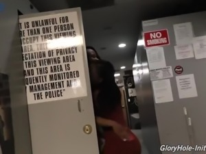 Ebony whores bang white hunk through Glory Hole - Dogfart Network