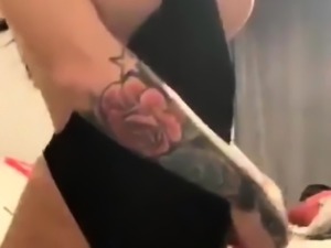 Love Chat Big Boobs Brunette Masturbating For Cam