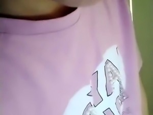 amateur nyxii fingering herself on live webcam