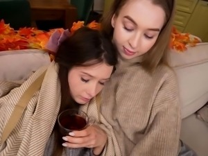 ClubSweethearts - Kate Rose And Lexy Montana Lesbian